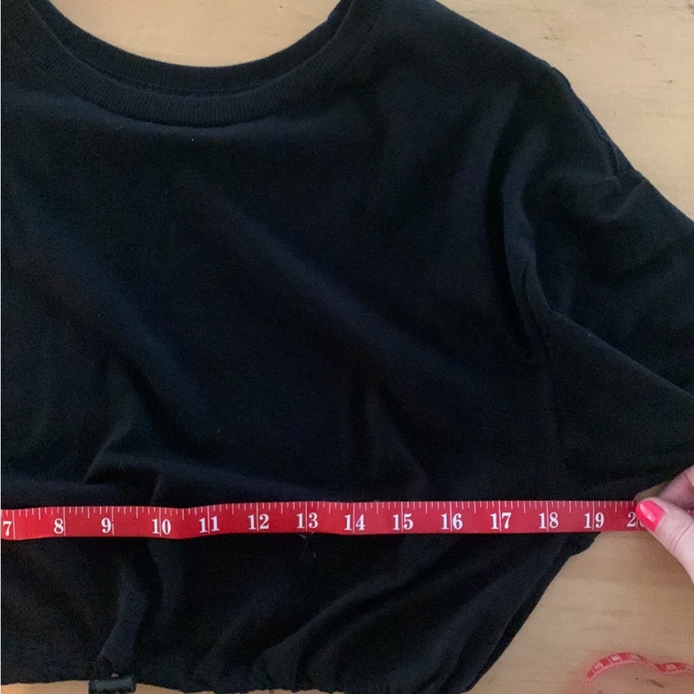 Cropped tee - Picture 7 of 10
